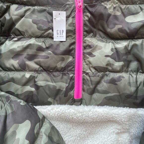 NEW Gap Kids Camo Sherpa Pullover Jacket with Pink Detail Size XXL 14-16 - Picture 3 of 10